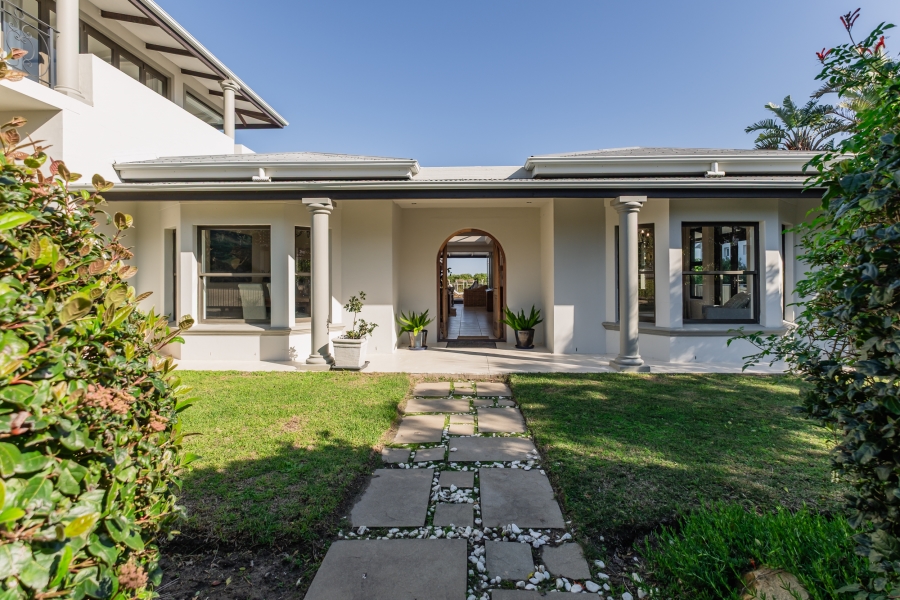6 Bedroom Property for Sale in Belvedere Western Cape